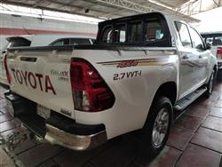 تويوتا هايلوكس